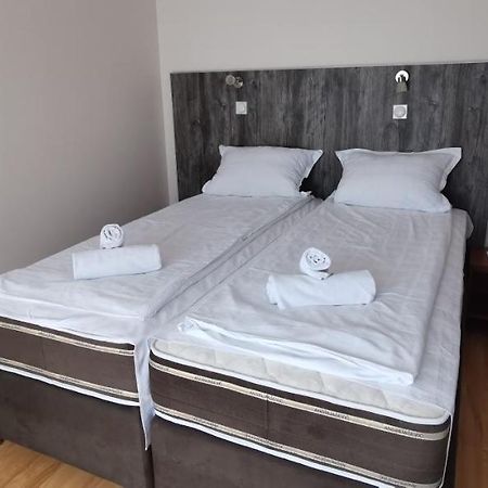 Apartments Milsa Lux โซโคบานยา ภายนอก รูปภาพ