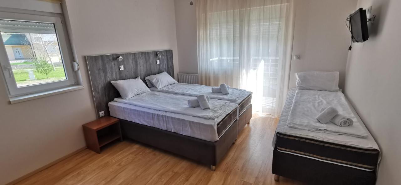 Apartments Milsa Lux โซโคบานยา ภายนอก รูปภาพ