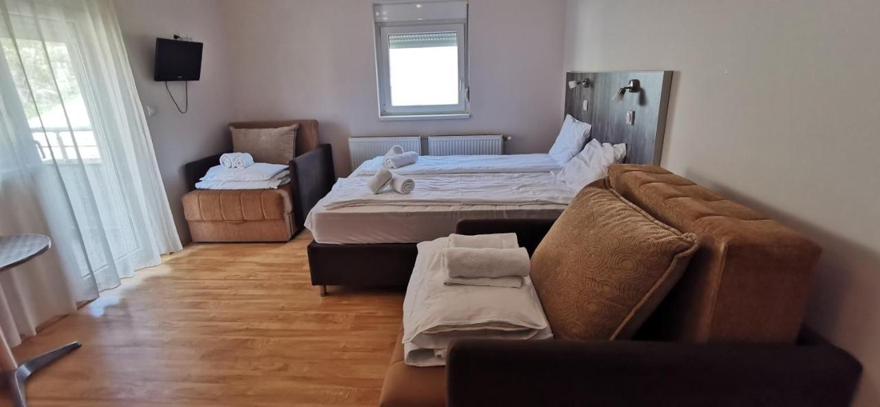 Apartments Milsa Lux โซโคบานยา ภายนอก รูปภาพ